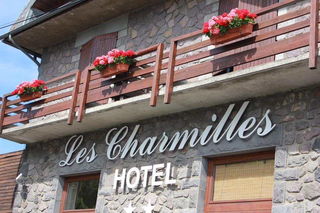 Hotel Les Charmilles Бес-ет-Сен-Анастез Екстериор снимка