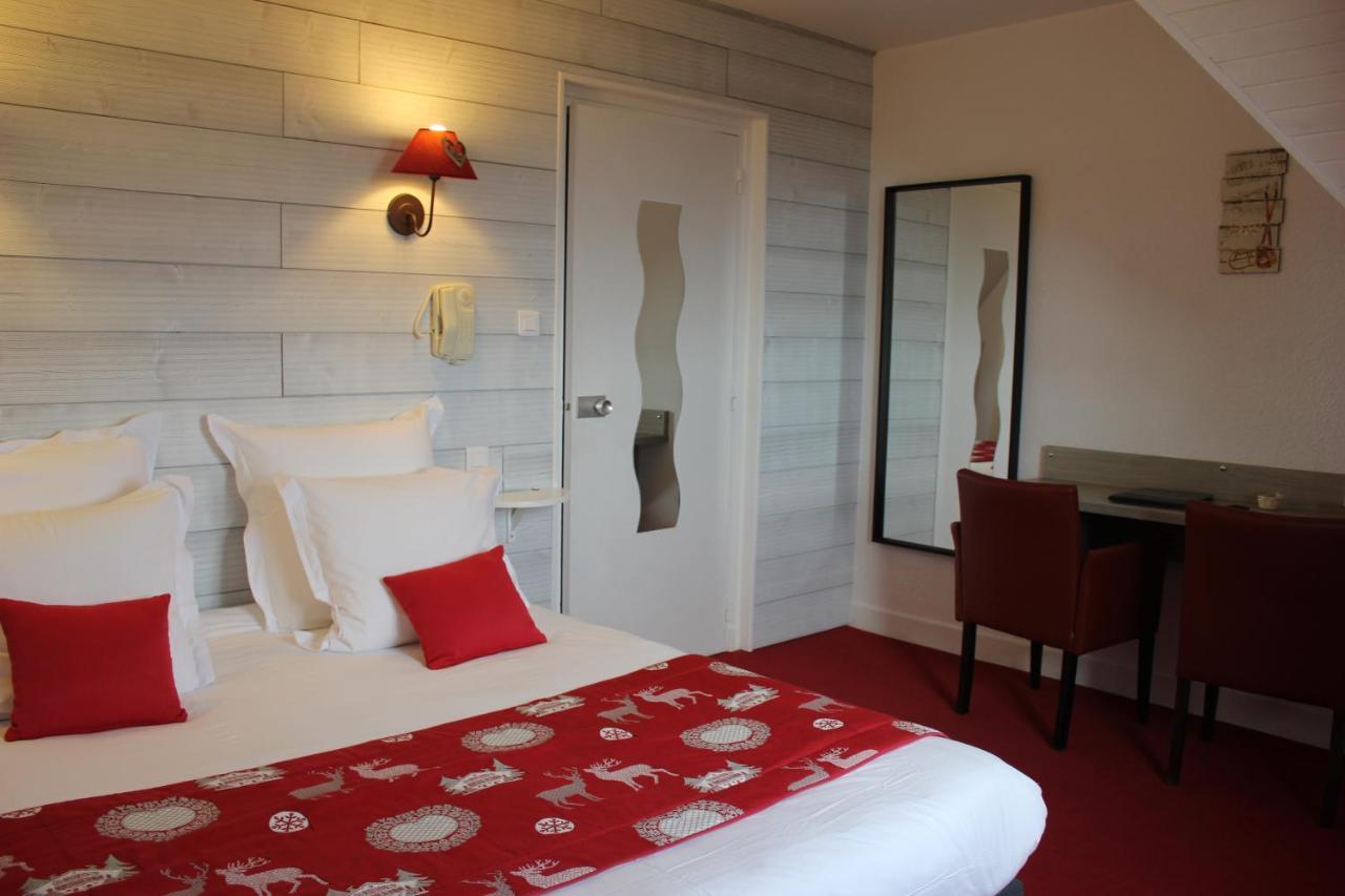Hotel Les Charmilles Бес-ет-Сен-Анастез Екстериор снимка