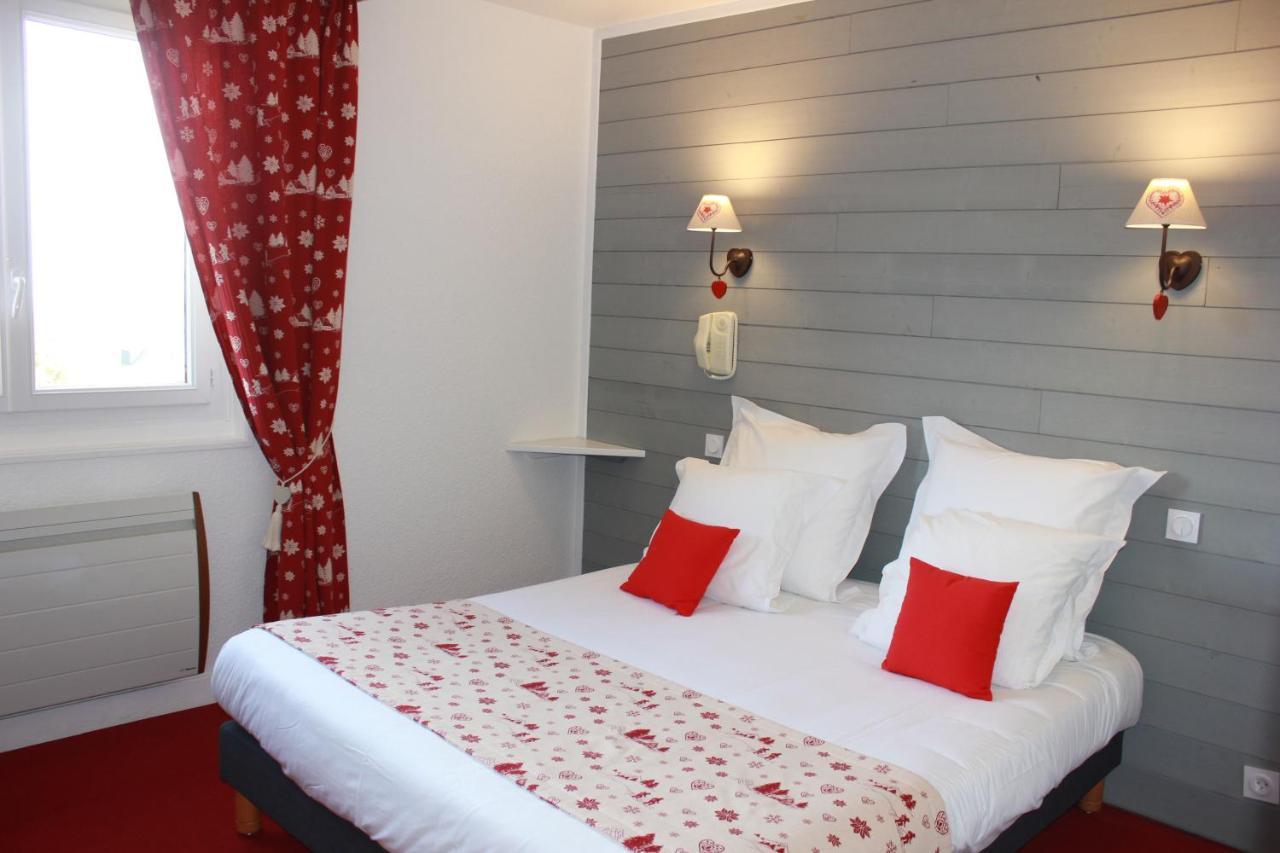 Hotel Les Charmilles Бес-ет-Сен-Анастез Екстериор снимка